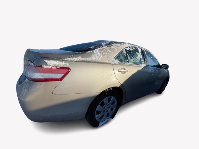 2011 toyota camry base with 203407 miles for sale near elk-river, minnesota c8308b1057254b5a9f218749f14b99a9.jpg