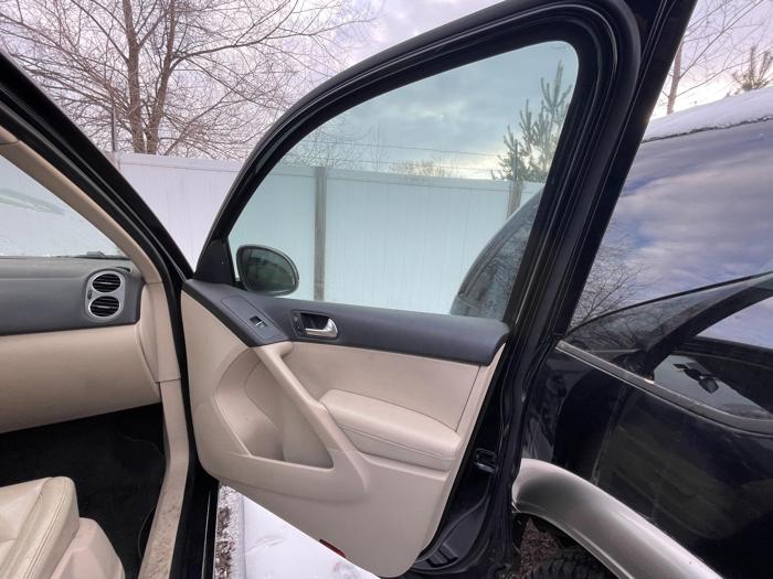 2011 volkswagen tiguan s with 146319 miles for sale near elk-river, minnesota c853f5a1d0db4fabacc2e6ffb0d88ed4.jpg