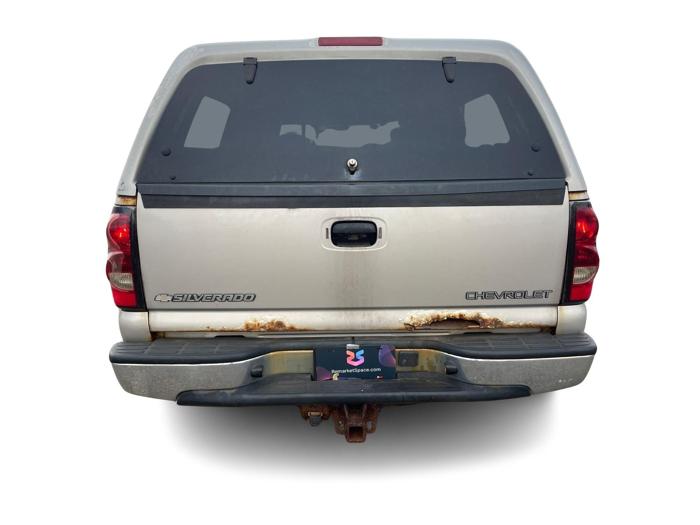 2005 chevrolet silverado-1500 ls-crew-cab-4wd with 291163 miles for sale near fridley, minnesota c85ed60c43b542aaa5b9cc4e95bec95c.jpg