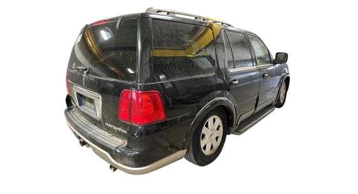 2003 lincoln navigator luxury-4wd with 90707 miles for sale near elk-river, minnesota c8b44de8c4814fbc8f886f6150e7a50c.jpg