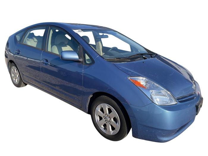 2005 toyota prius 4-door-liftback with 157900 miles for sale near elk-river, minnesota c8ca3e7cd7ab4322ba62f847a9d7b259.jpg