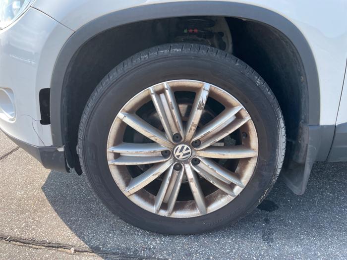 2010 volkswagen tiguan s-4motion with 129474 miles for sale near elk-river, minnesota c9599af508c248909f8ff0cc363108d7.jpeg