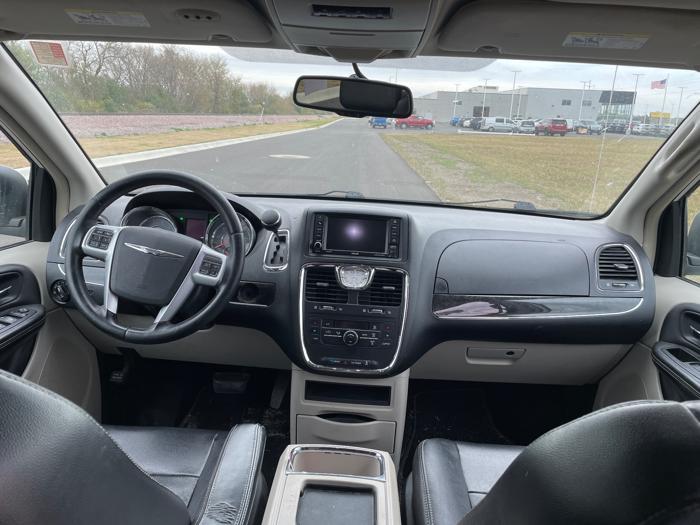 2013 chrysler town-&-country touring with 169086 miles for sale near rochester, minnesota c9682ac3890d408d9e36af5ee8d93255.jpeg