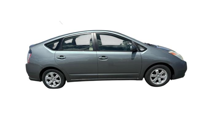 2004 toyota prius 4-door-liftback with 174895 miles for sale near elk-river, minnesota c98c12335bfd4773991cef7e517174e1.jpg