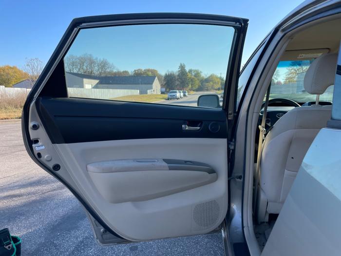 2005 toyota prius 4-door-liftback with 249731 miles for sale near elk-river, minnesota c9a4964e616c49018b92a4bd5eccc619.jpeg