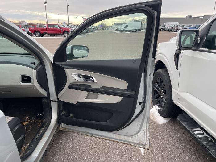 2016 chevrolet equinox lt-2wd with 66393 miles for sale near redwood-falls, minnesota c9a81a51eaeb4d3b98456a84e1246bf6.jpeg