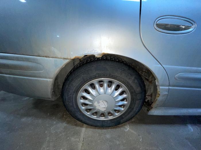 2003 buick lesabre custom with 180830 miles for sale near elk-river, minnesota c9c0f9eefdae4c4f928bdb3dc44f31f0.jpeg