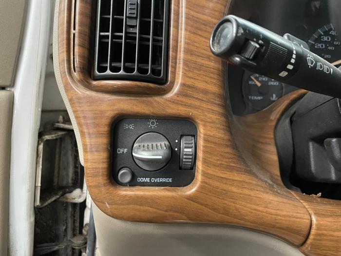 2002 chevrolet express 1500-cargo with 207977 miles for sale near elk-river, minnesota c9c44425199d47cf84a1da7b4dd98683.jpeg