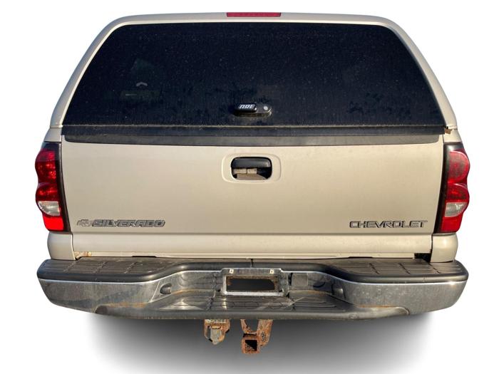 2004 chevrolet silverado-1500 ext.-cab-short-bed-4wd with 180428 miles for sale near elk-river, minnesota c9d20178e21b4627ba7e3ac2ddc60215.jpg