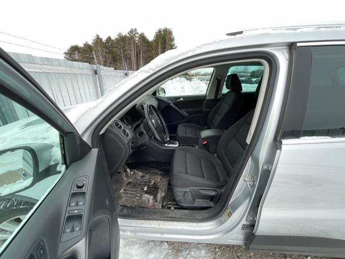 2009 volkswagen tiguan se with 101595 miles for sale near elk-river, minnesota ca07f396d2c6402d9e3973fcd61b8b5c.jpeg