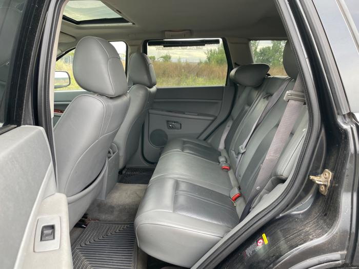 2005 jeep grand-cherokee limited-4wd with 239369 miles for sale near elk-river, minnesota ca1c906f98b74d44aac37d3583d6a5a7.jpeg