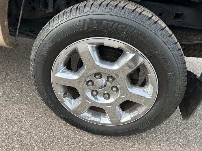 2014 ford f-150 fx4-supercrew-5.5-ft.-bed-4wd with 139746 miles for sale near burnsville, minnesota ca3b7a1d75804e8c842696fd465c2ac7.jpeg