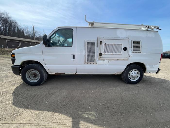 2013 ford econoline e-250 with 173163 miles for sale near jordan, minnesota ca4c0af93bac456da50b2cbc9e3829e8.jpeg