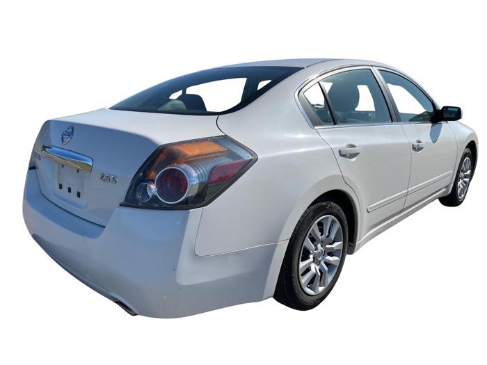 2011 nissan altima 2.5-s with 209067 miles for sale near elk-river, minnesota ca785f7441b04690be0fc0e4462fcf8f.jpg