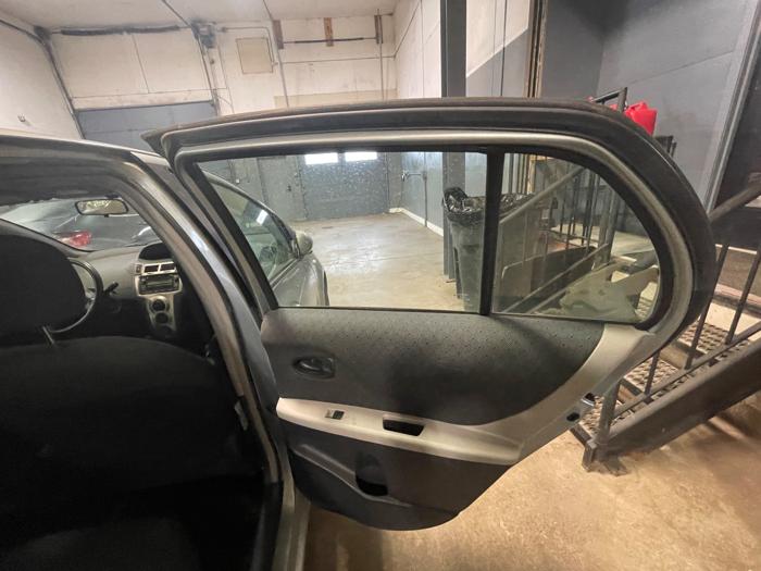 2009 toyota yaris liftback-s-5-door-at with 178503 miles for sale near elk-river, minnesota ca834be9c8a64699af1901c710b98350.jpeg