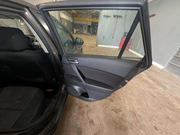 2012 mazda mazda3 i-touring-5-door with 292825 miles for sale near elk-river, minnesota ca858c0670214337bd80142415615802.jpg
