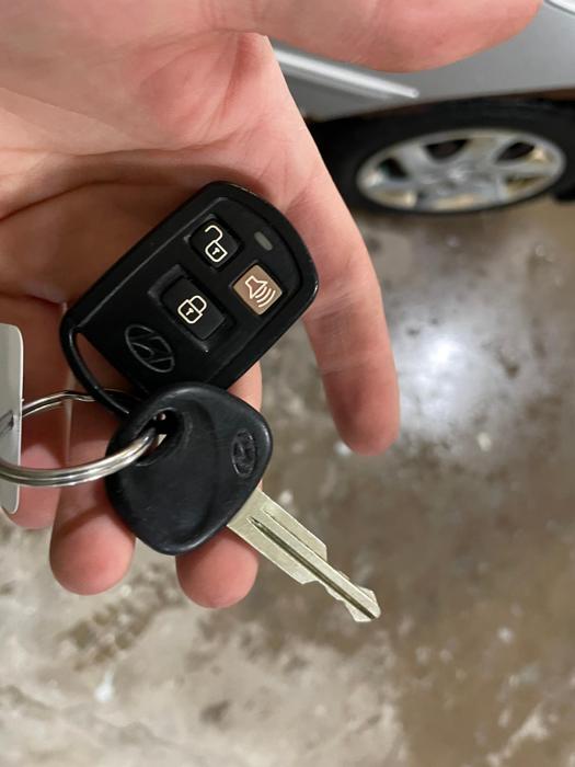 2005 hyundai elantra gls with 205323 miles for sale near elk-river, minnesota ca8f1f7236c74a7fb2f54c91987acc0e.jpg