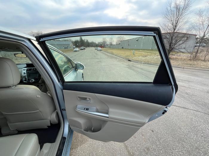 2012 toyota prius-v two with 307540 miles for sale near elk-river, minnesota cab26f4c8e624d9b806acee1a15e4c58.jpeg