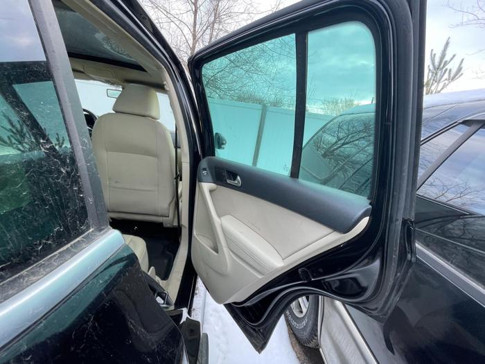 2011 volkswagen tiguan s with 146319 miles for sale near elk-river, minnesota cb21fd85d9cb4fb1b42fe30e18d70c01.jpg