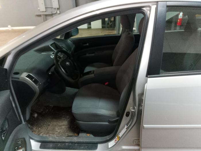 2007 toyota prius 4-door-liftback with 176312 miles for sale near elk-river, minnesota cb535ff4705b43bf9f26777a5c669980.jpg