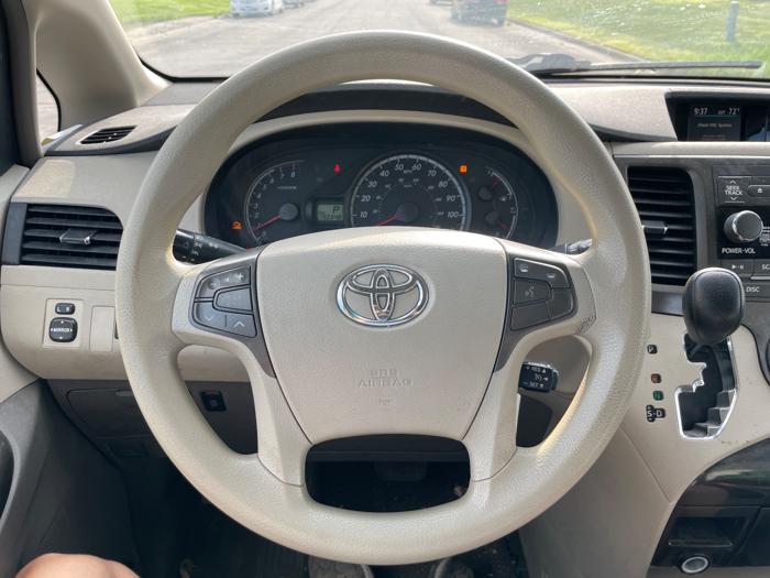 2011 toyota sienna le-8-pass-v6 with 190349 miles for sale near elk-river, minnesota cb61bccd87824135a247b4ceecfdcabb.jpeg