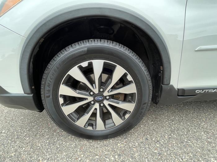 2015 subaru outback 2.5i-limited with 165500 miles for sale near eden-prairie, minnesota cb6f6b66b0a74a598d9eb741d85d9e25.jpeg