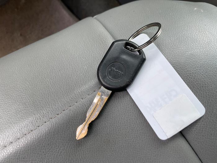 2002 ford explorer-sport-trac 4wd-value---200a with 147789 miles for sale near elk-river, minnesota cb7264ded82b4d81a0fce732debd3abb.jpeg