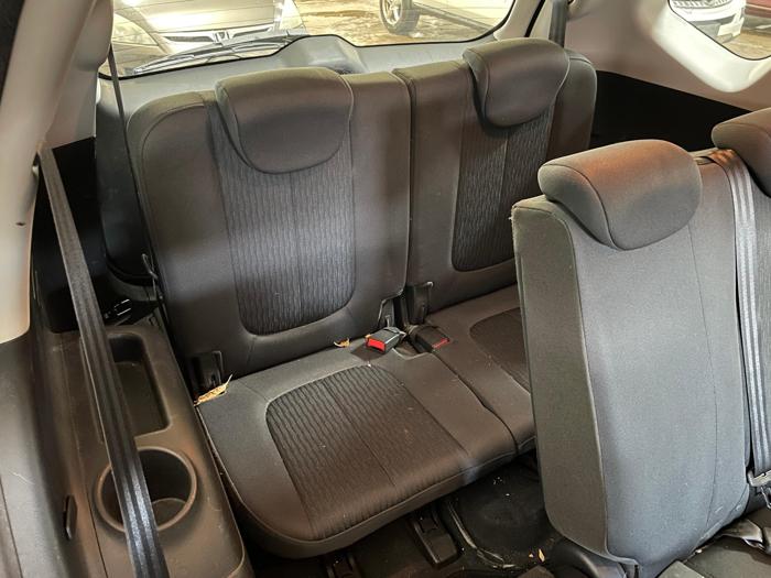 2009 Kia Rondo