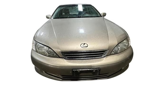 2000 lexus es-300 base with 146143 miles for sale near elk-river, minnesota cb9d3290f3e9456faca5b893279da7cc.jpg