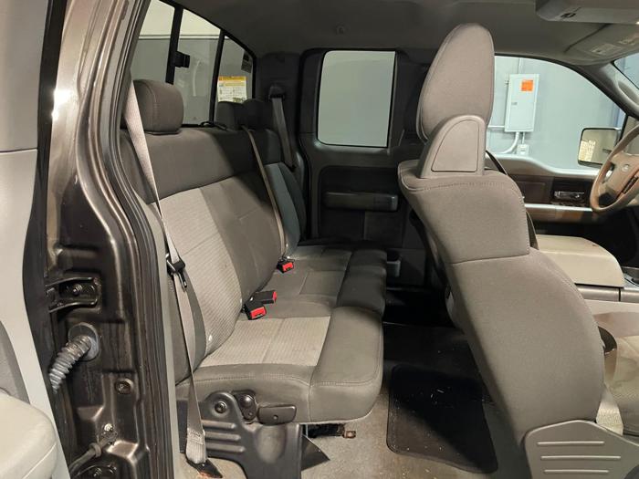 2006 ford f-150 xl with 157184 miles for sale near elk-river, minnesota cbaec74ab7b5475086a8b7427d961582.jpg