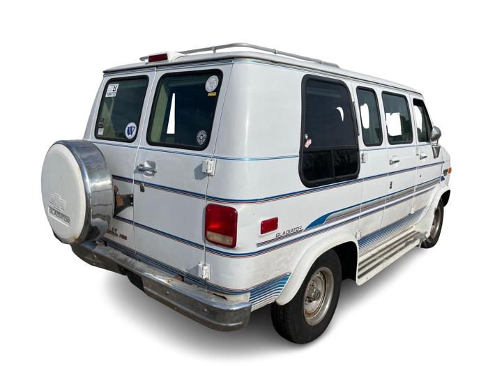 1993 chevrolet sport-van g20 with 97415 miles for sale near elk-river, minnesota cbb194c3096d43fa8598d7f24707a844.jpg