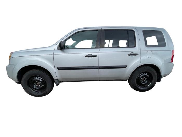 2009 honda pilot lx-4wd with 187672 miles for sale near elk-river, minnesota cbceff1bc5a44f49ba81159dff2b0f0c.jpg