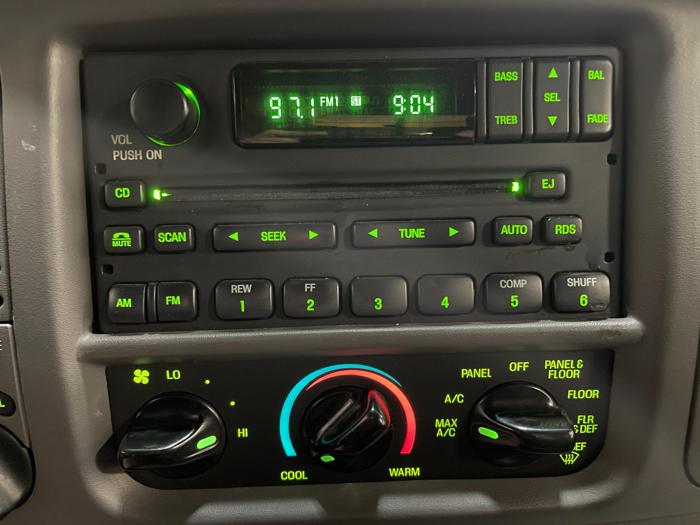 2001 ford f-150 xlt-supercrew-4wd with 200316 miles for sale near elk-river, minnesota cbd2677924f1474fb593dfd3dc7789c3.jpg