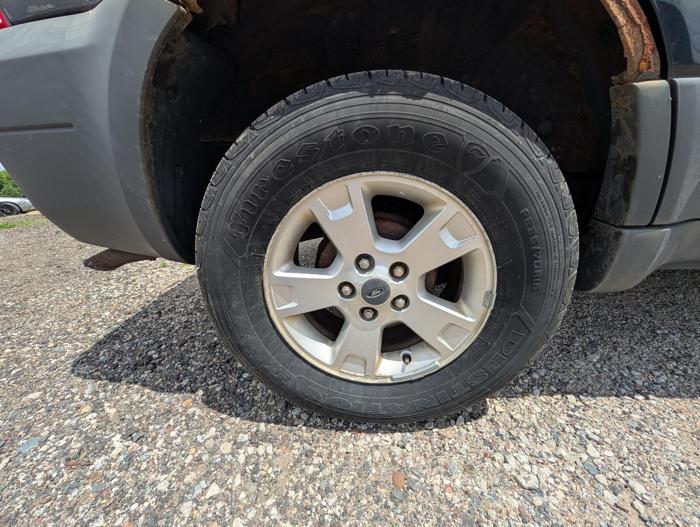 2007 ford escape with 155219 miles for sale near elk-river, minnesota cbf676fe865c4fe08bd6466fd6ff3c8e.jpg