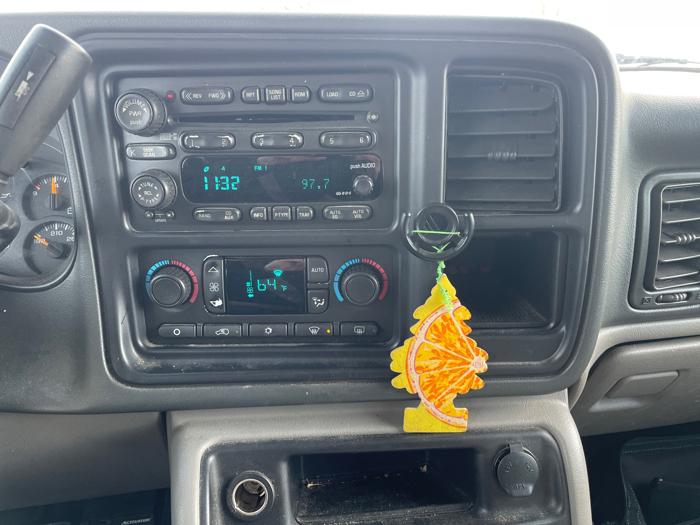 2004 gmc yukon-xl 1500-4wd with 247582 miles for sale near fridley, minnesota cbf70fd10f4e4eaa969724e48bf05c8f.jpeg