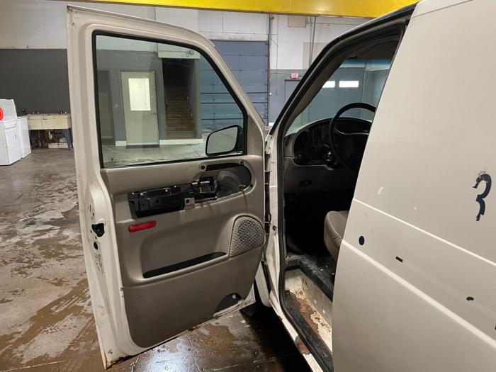 2005 chevrolet astro-van with 181173 miles for sale near elk-river, minnesota cc1508dd50db4a1588e74e96a7d78608.jpg