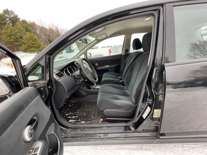 2011 nissan versa 1.8-sl-hatchback with 110947 miles for sale near elk-river, minnesota cc1ee07d915d4eeeb79c901ff31cbaee.jpeg