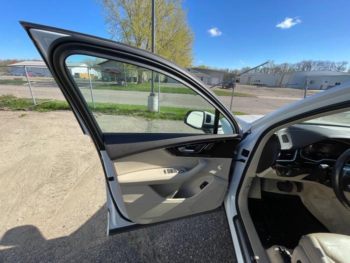 2017 audi q7 3.0-premium-plus-quattro with 116311 miles for sale near annandale, minnesota cc5eef4fbc864d239be0ac94759b9417.jpeg