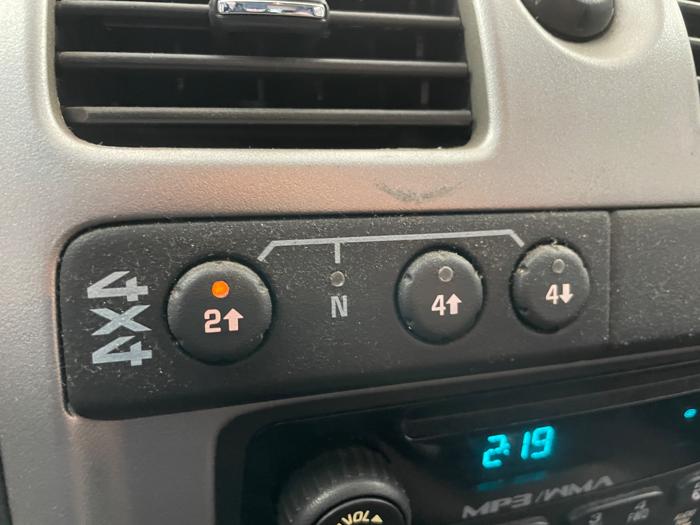 2009 chevrolet colorado lt1-crew-cab-4wd with 172923 miles for sale near elk-river, minnesota cc6708ed90b84c77998e8fed00328445.jpeg