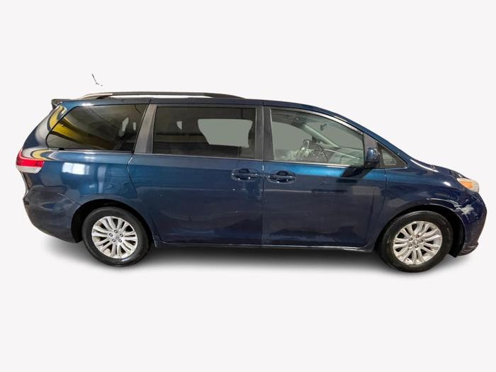 2011 toyota sienna with 212471 miles for sale near elk-river, minnesota cc6f45f8fcd142be8245c808925431cd.jpg