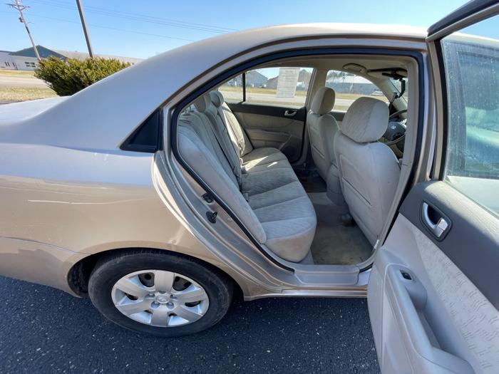 2001 hyundai sonata gl with 173208 miles for sale near columbus, minnesota cc9a9cc225784f749c2ddcbbd8d25f78.jpeg