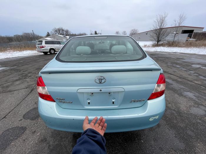 2002 toyota prius with 133936 miles for sale near elk-river, minnesota cce668f12d584a29af6c106a214206af.jpg