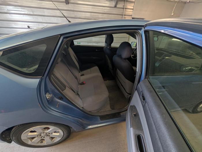 2009 toyota prius 4-door-liftback with 401240 miles for sale near elk-river, minnesota ccf7f9f3f1a14d20843e88af44ba1320.jpg