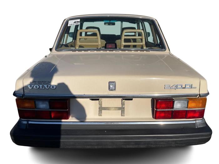 1989 volvo 240 dl with 98289 miles for sale near elk-river, minnesota cd087c4c67244cd3b8f2943c329b6cf6.jpg