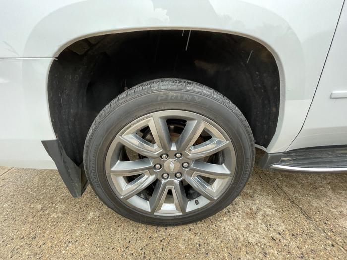 2016 chevrolet suburban ltz-4wd with 192009 miles for sale near alexandria, minnesota cd0d42ba1a194aee85ced412a7602ca0.jpeg