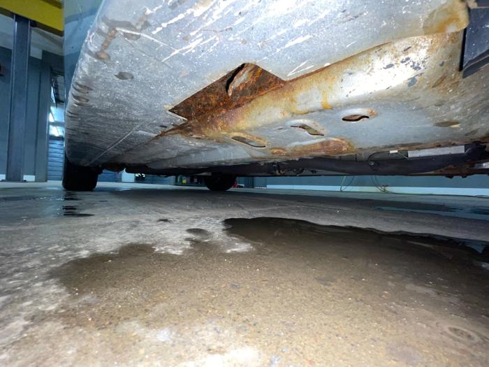 2005 pontiac grand-prix gt2 with 165162 miles for sale near elk-river, minnesota cd27c14efdaa45d0a07227aa0ead09be.jpeg