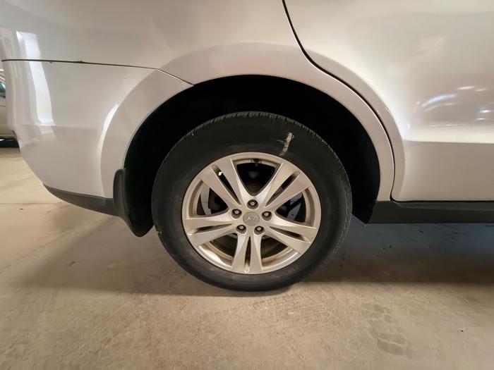 2011 hyundai santa-fe limited-2.4-fwd with 128547 miles for sale near elk-river, minnesota cd3378afdc4a461e8a308732427adc3f.jpeg