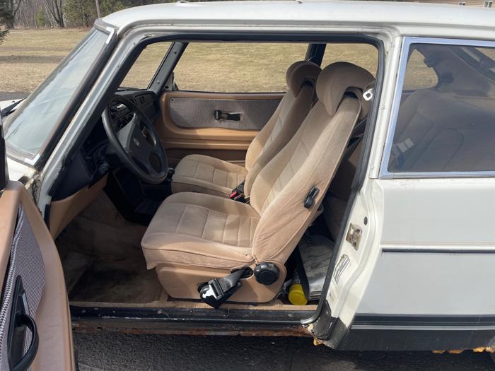 1989 saab 900 hatchback with 202811 miles for sale near columbus, minnesota cd432564ccc24aa5844a920704e01c8b.jpeg