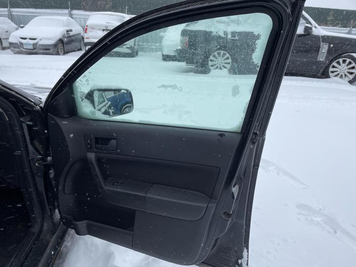 2008 ford focus se with 366659 miles for sale near elk-river, minnesota cd6aff8fe337411188b25c426c245b4b.jpg