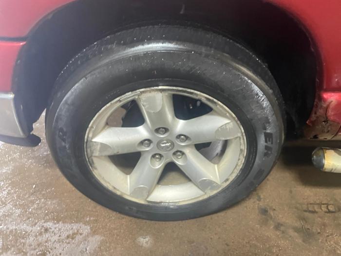 2006 dodge ram 1500 with 229960 miles for sale near elk-river, minnesota cd6f67844bc64926a6573117a9a6d6a1.jpg